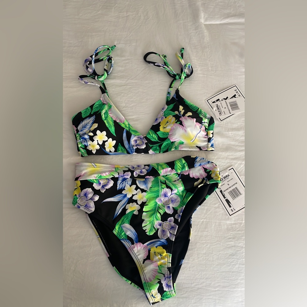 ‼️Bikini set-high waist bottoms